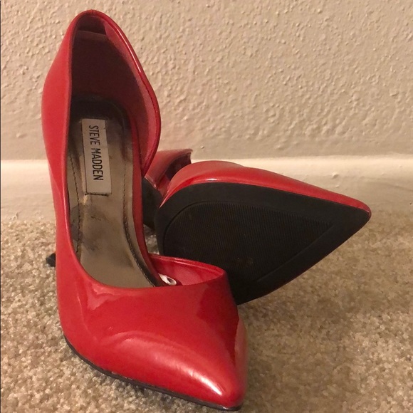 Steve Madden - Red Pumps - Picture 2 of 2